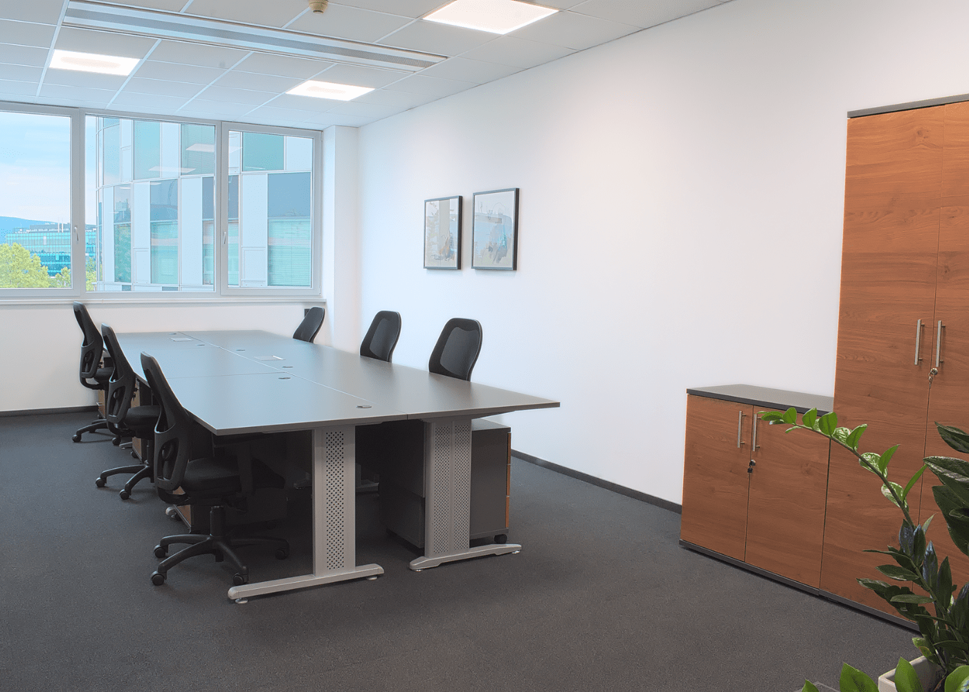 Slider Image Of Offices
